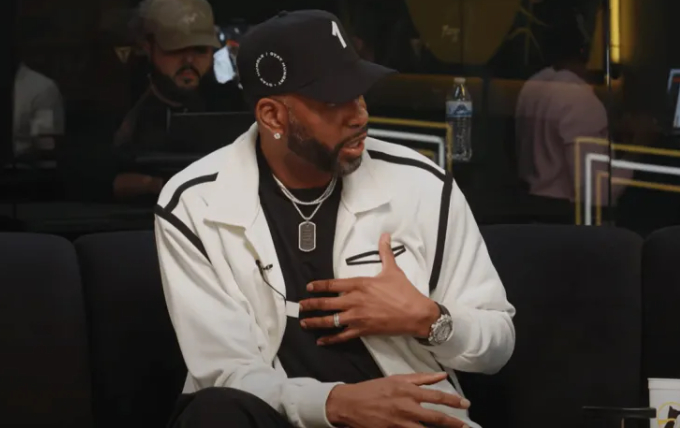 大反转，麦迪突爆争议发言！科比家人很欣慰，球迷：这才是兄弟情