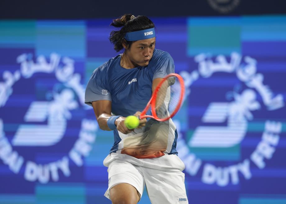 kaiyun-ATP迪拜站：张之臻0-2不敌阿利亚西姆 止步首轮