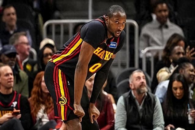 开云娱乐-勇士卖你就对了！老鹰重建也不养闲人 2短板就是个废柴|库明加|乔纳森·库明加|亚特兰大老鹰队|金州勇士队|乔-约翰逊_新浪体育_新浪新闻